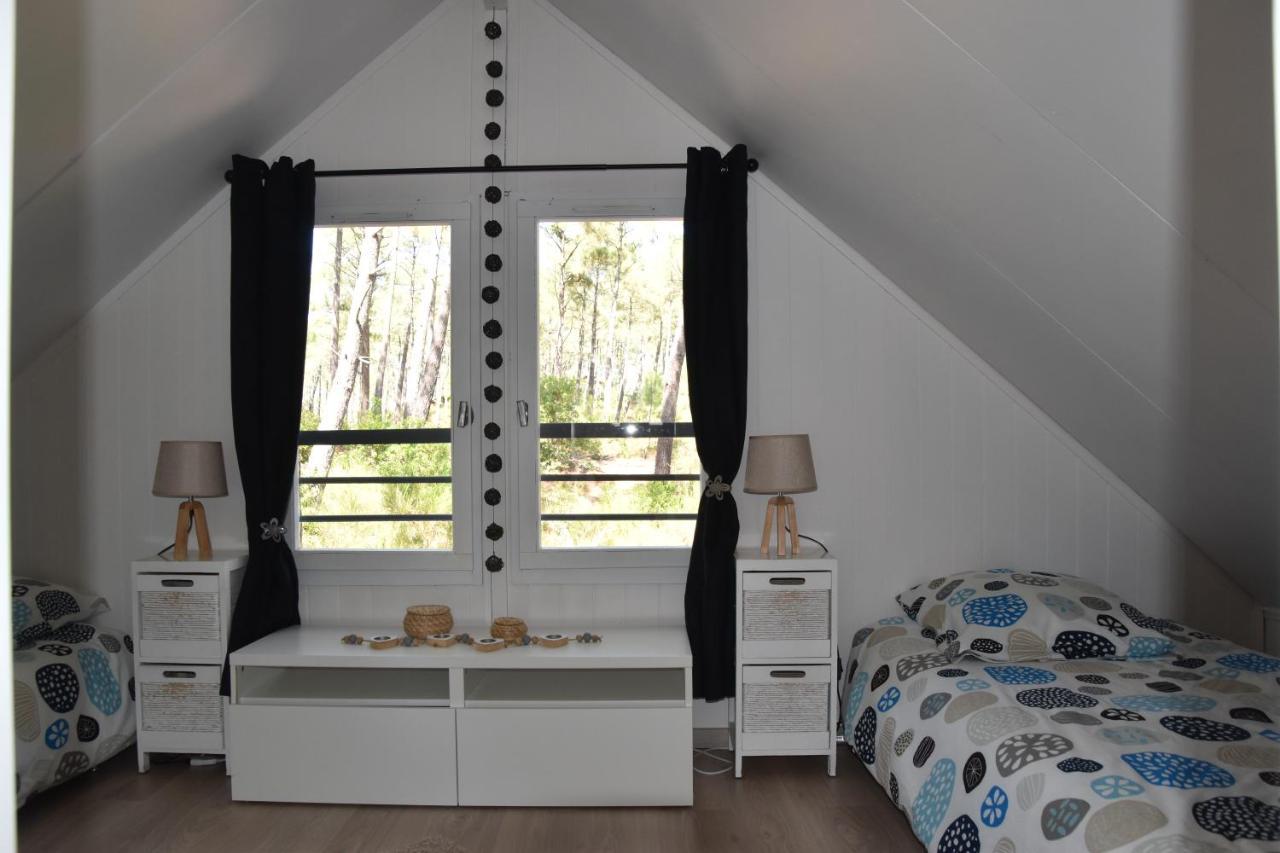 Domaine Residentiel Naturiste De La Jenny Chalet 6 Pers Villa เลอปอร์จ ภายนอก รูปภาพ