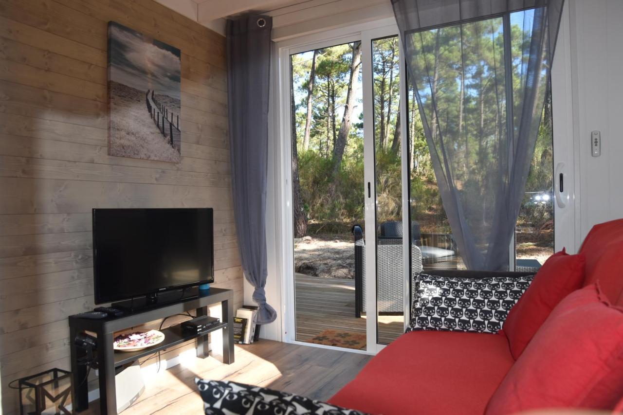 Domaine Residentiel Naturiste De La Jenny Chalet 6 Pers Villa เลอปอร์จ ภายนอก รูปภาพ
